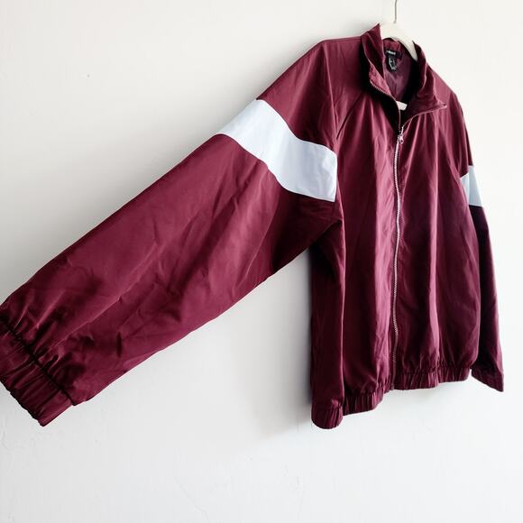 Forever 21 Crimson Maroon Lightweight Windbreaker Jacket Zip Up Size Large - Picture 5 of 6